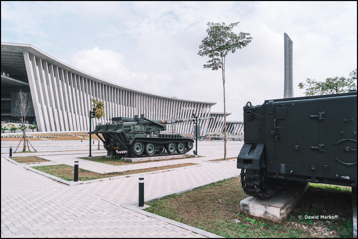 Muzeum Wojny w Hanoi by Dawid Markoff