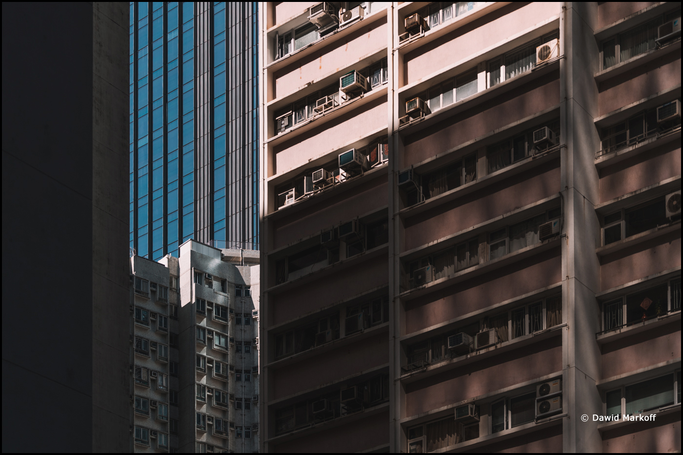 Hong Kong by Dawid Markoff