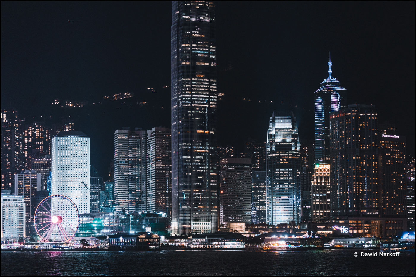 Hong Kong by Dawid Markoff