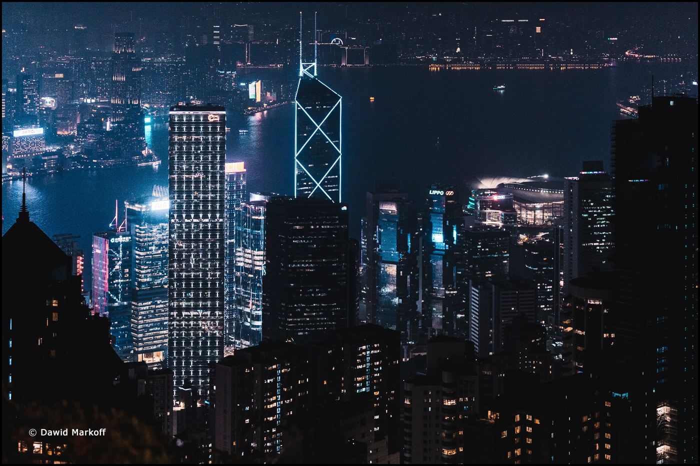 Hong Kong by Dawid Markoff