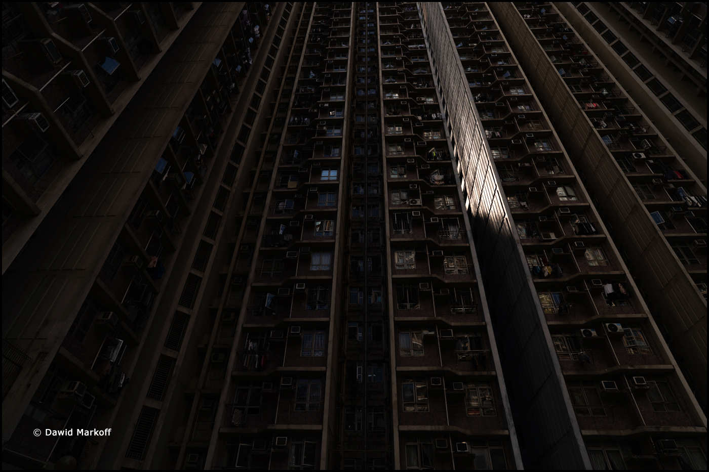 Hong Kong by Dawid Markoff