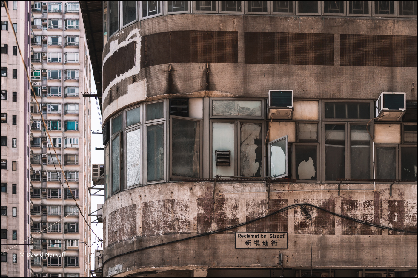 Hong Kong by Dawid Markoff