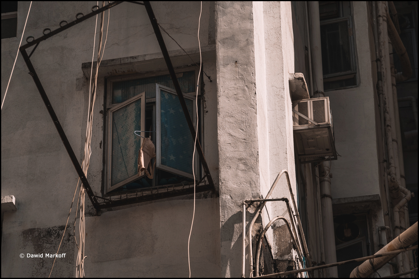 Hong Kong by Dawid Markoff