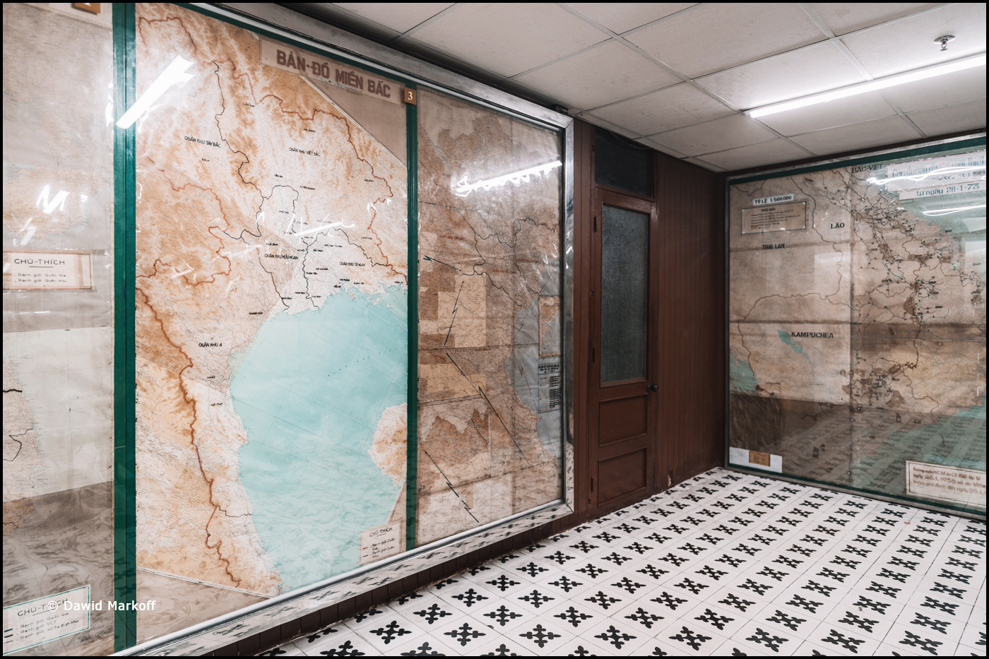 Pałac Zjednoczenia Saigon by Dawid Markoff