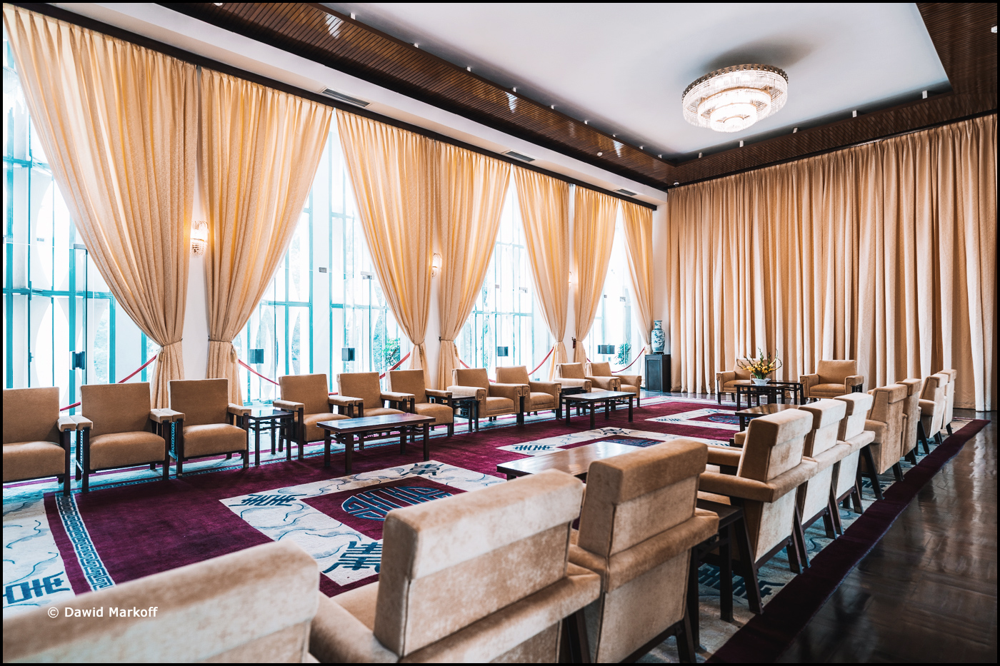 Pałac Zjednoczenia Saigon by Dawid Markoff