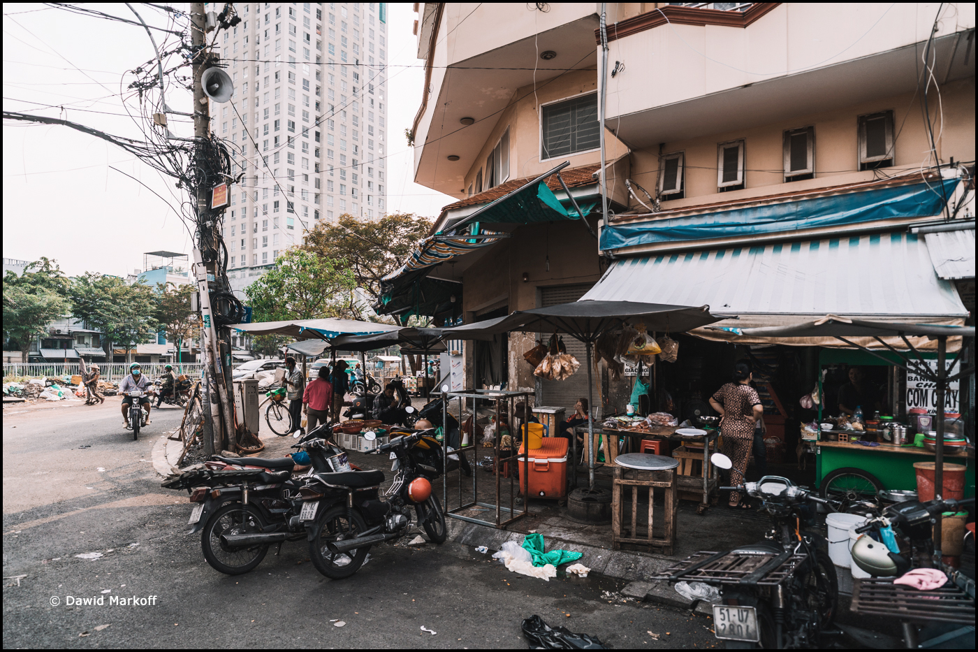 Saigon Wietnam by Dawid Markoff