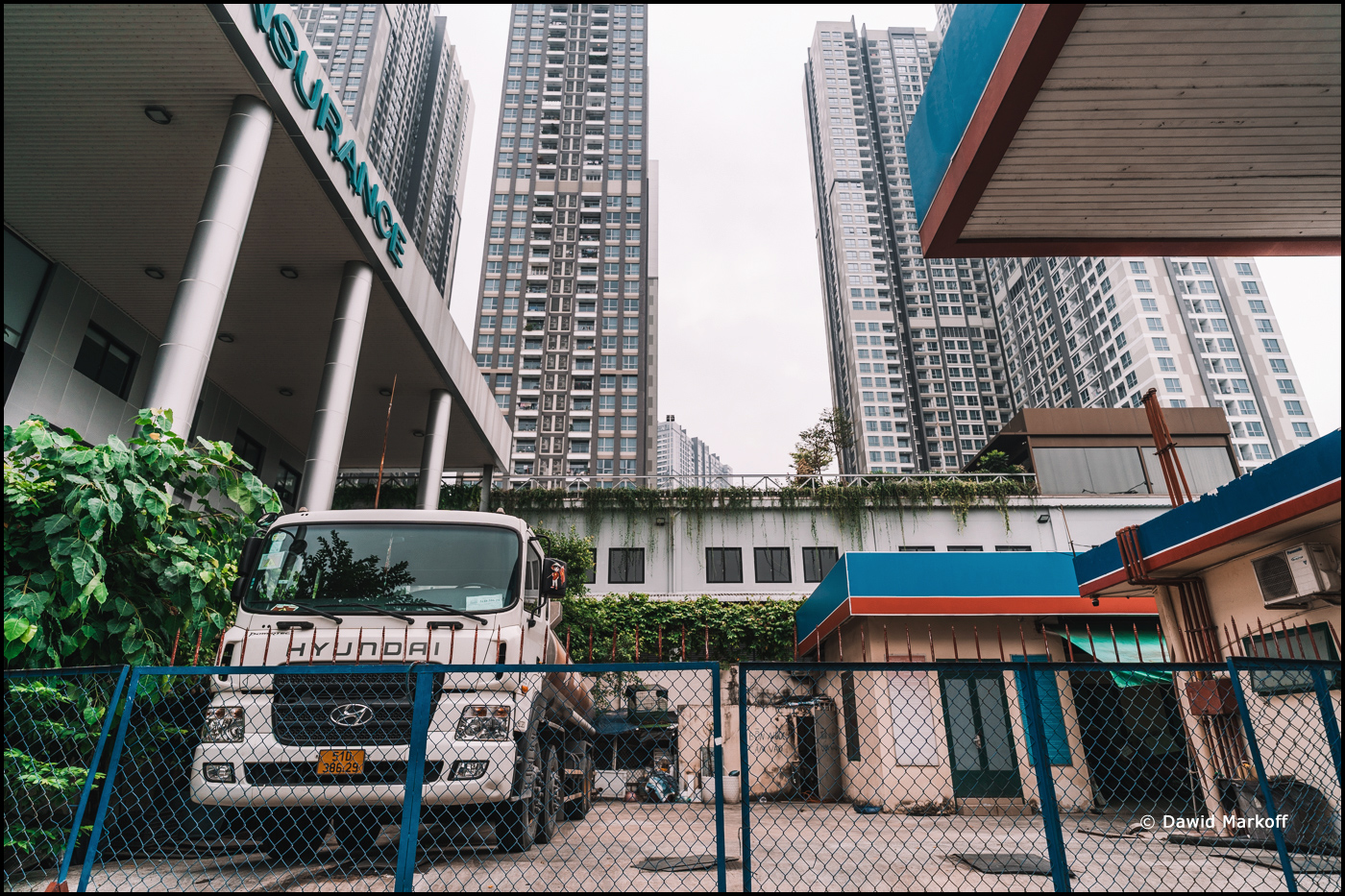 Saigon Wietnam by Dawid Markoff