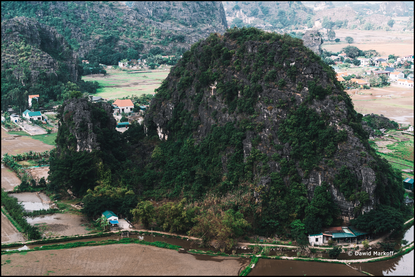 Tam Coc Wietnam by Dawid Markoff